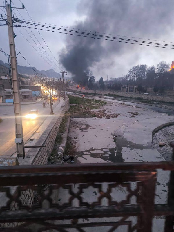 ویدیوی اول در شبکه‌های اجتماعی با شرح #خرم‌آباد پخش شده.شهروندی بدون ارسال تصویر نوشته