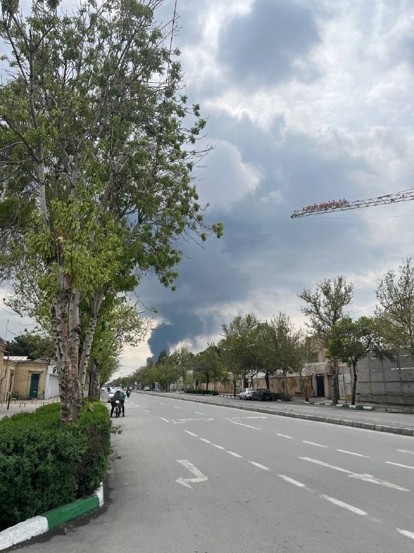 #مشهد عکس‌های دریافتی از ستون دود 'سمت فرودگاه مشهد پس از انفجارهای ساعت ۹
