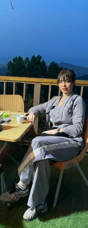 #الهام_فرشاد دختر ۲۹ ساله که سال گذشته در پاسخ به‌ یک آخوند که به‌خاطر نوع پوشش مزاحمش شد، گفته بود