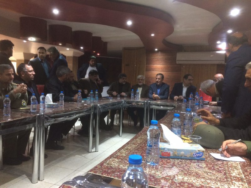 تشکیل جلسه ستاد بحران حادثه آتش‌سوزی ساختمان #پلاسکو در رستوران نزدیک محل حادثه به ریاست #اسحاق_جهانگیریMojtaba_Fathi