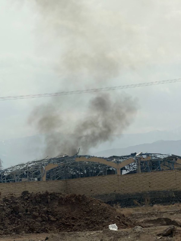 دو عکس آخر بالا مربوط به کاشان هستند سایر تصاویر مربوط به همدان پیام‌های دریافتی در ساعت‌های گذشته