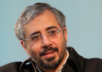 باقری‌لنكری: سرطان مشکل اول سلامت بانوان در جامعه است