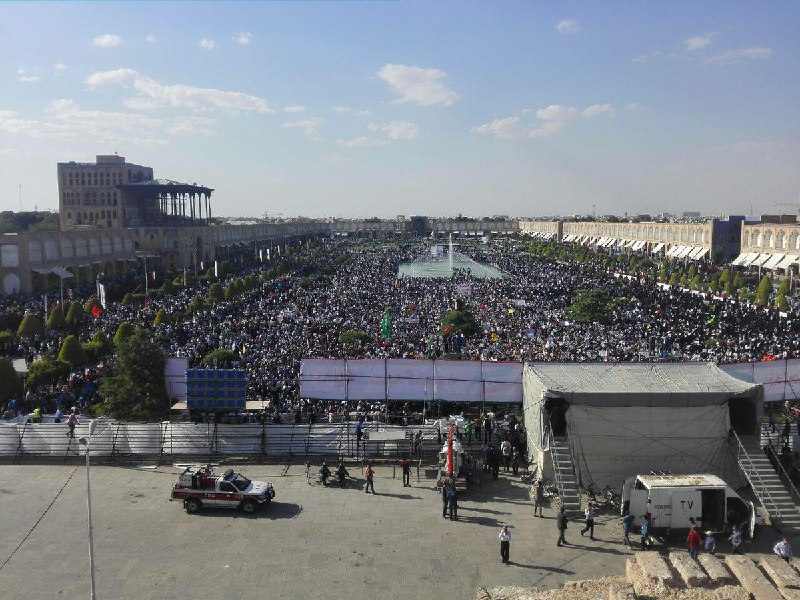 خاکستری