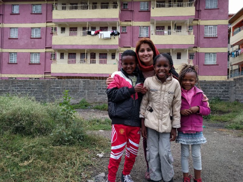 کوله به دوش