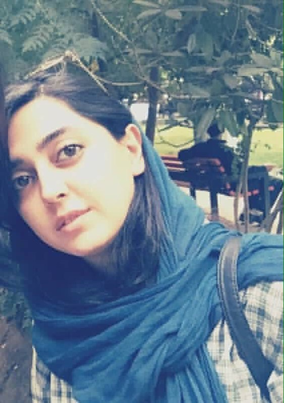 🔴 ندا ناجی به ۵ سال و ۶ ماه زندان محکوم شد.🔻#ندا_ناجی پژوهش گر و فعال حقوق زنان که در تاریخ ۱۱ اردیبهشت ماه به اتهام شرکت در تجمع مسالمت‌آمیز روز کارگر بازداشت شده بود به ۵ سال و شش ماه حبس تعزیری محکوم شد.🔻شعبه ۲۸ دادگاه انقلاب به ریاست قاضی مقیسه، ندا ناجی را به اتهام  توهین به ماموران دولتی (ماده ۶۰۹ قانون مجازات اسلامی) به ۶ ماه حبس و به اتهام اجتماع و تبانی (ماده ۶۱۰ قانون مجازات اسلامی) به ۵ سال حبس محکوم کرد که از این حکم ۵ سال آن قابل اجراست.🔻ندا ناجی تنها بازداشتی روز کارگر است که از یازدهم اردیبهشت همچنان در بازداشت به سر میبرد  و بارها با درخواست تبدیل قرار بازداشت او به وثیقه هم از جانب بازپرس و هم از جانب قاضی پرونده مخالفت شده است.▫️@maydayarrests