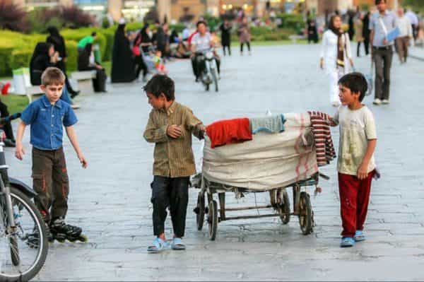 تشدید نابرابری اقتصادی در ایران: سیاست‌های اقتصادی دولت چگونه فقرا را فقیرتر کرد؟